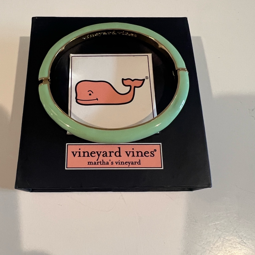 Vineyard Vines Mint Green And Gold Enamel Clasp Bracelet Bangle